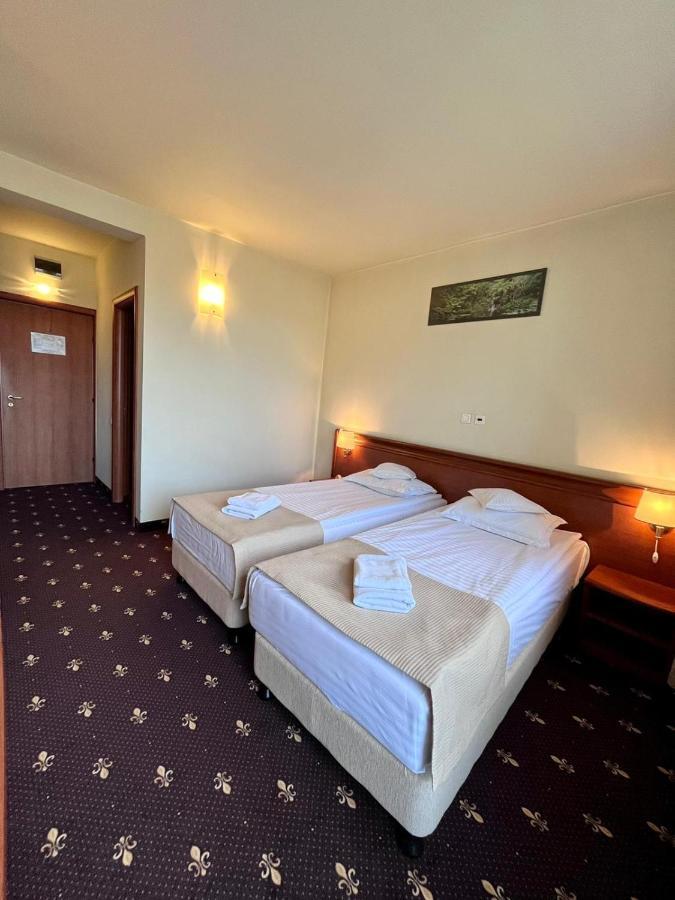 Hotel Seven Cluj-Napoca Exterior photo