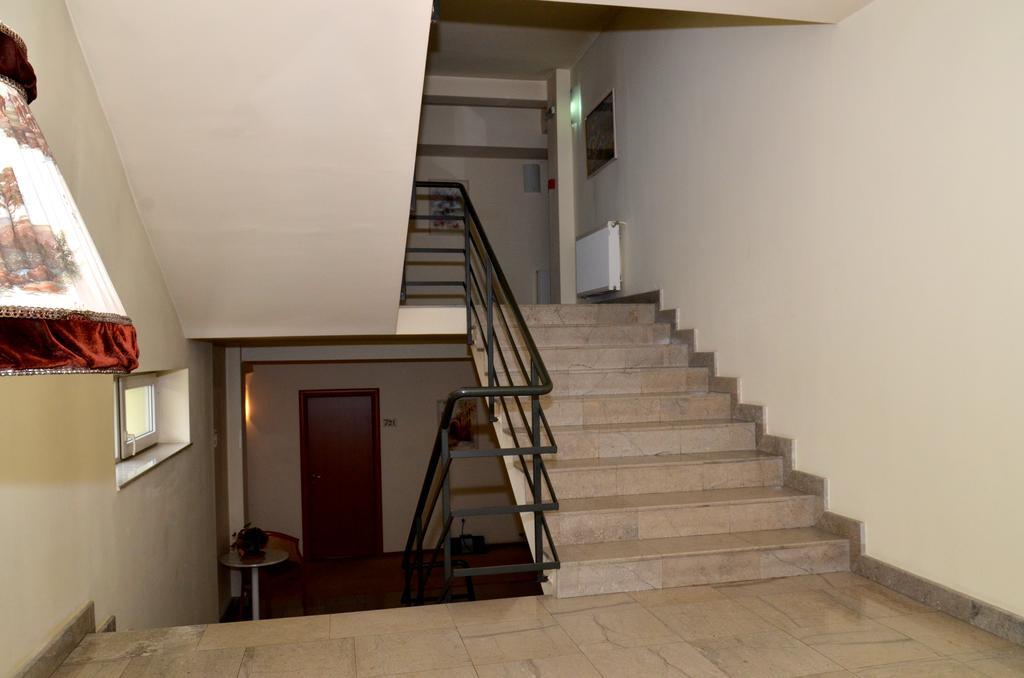 Hotel Seven Cluj-Napoca Exterior photo